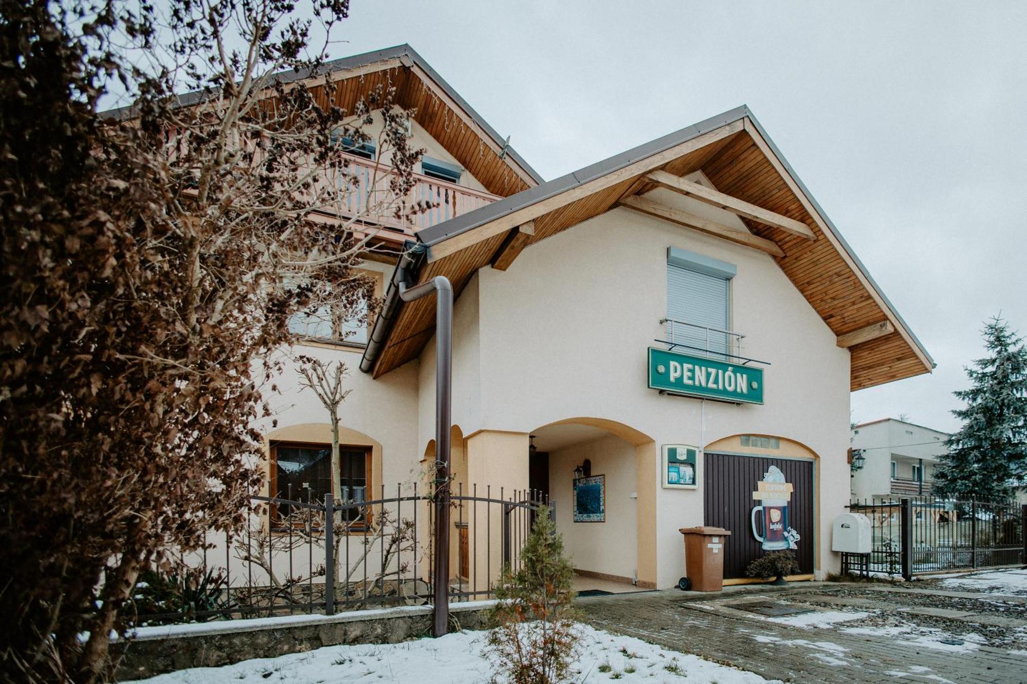 Penzion Gaboltov Hotel Buitenkant foto